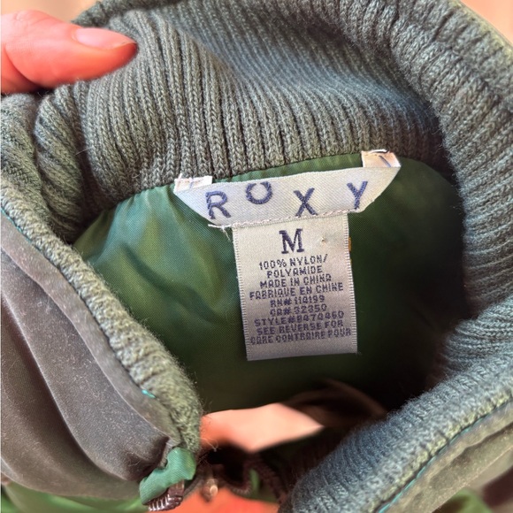 Y2K Roxy Green White and Blue Puffer Vest Women’s Size M - Picture 9 of 12